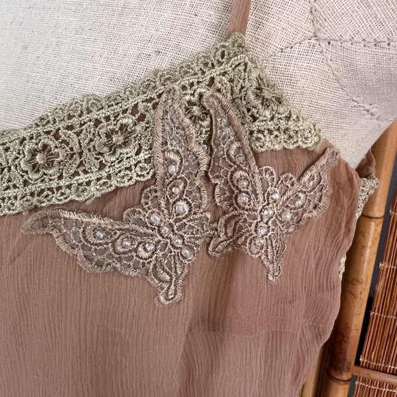 Y2K Arden B Luxe 100% Silk Sheer Butterfly 1990’s Tank Top - Picture 3 of 8